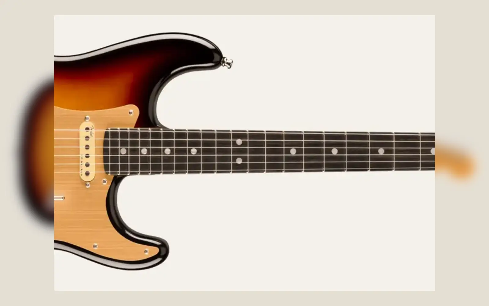 ภาพถ่ายจริงบอดี้ Fender Stratocaster พร้อมปิกอัพและฟิงเกอร์บอร์ดในสัดส่วนเต็มเฟรม สำหรับหน้ารับซื้อ Fender